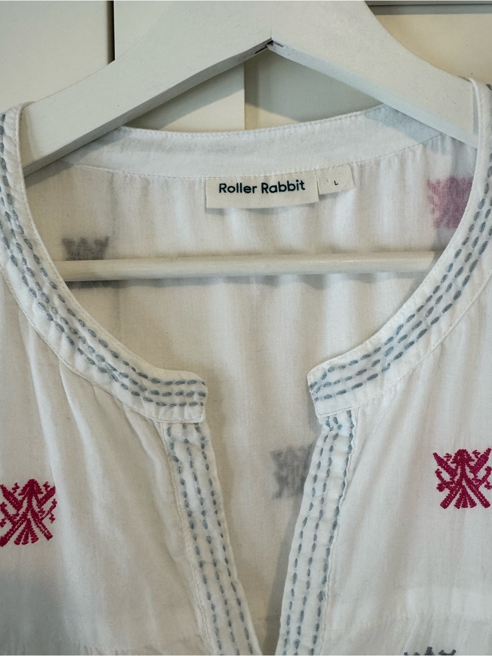 Roller Rabbit White Dress with Multicolor Embroidery Size Large - Picture 3 of 5